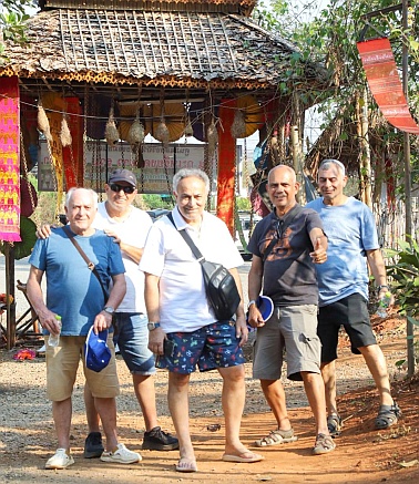 מדריך טיולים שומר מסורת